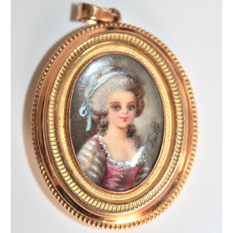 Porte photographie or 18 carats et miniature Porte photographie or 18 carats et miniature