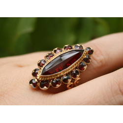 Bague marquise grenats