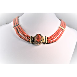19th coral necklace
