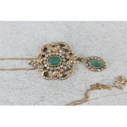 antique emerald necklace