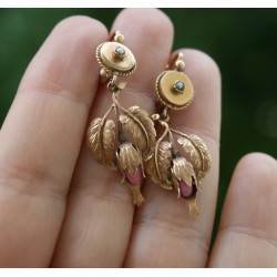 boucles d'oreilles anciennes perles roses