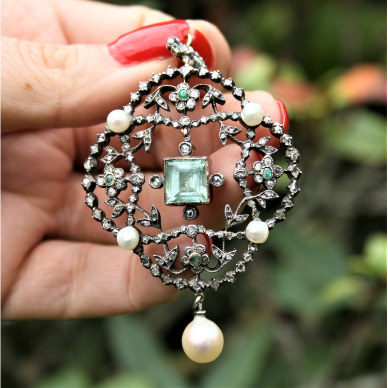 antique emerald pendant antique emerald pendant