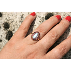 vintage moonstone and rubies ring