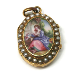Victorian pendant