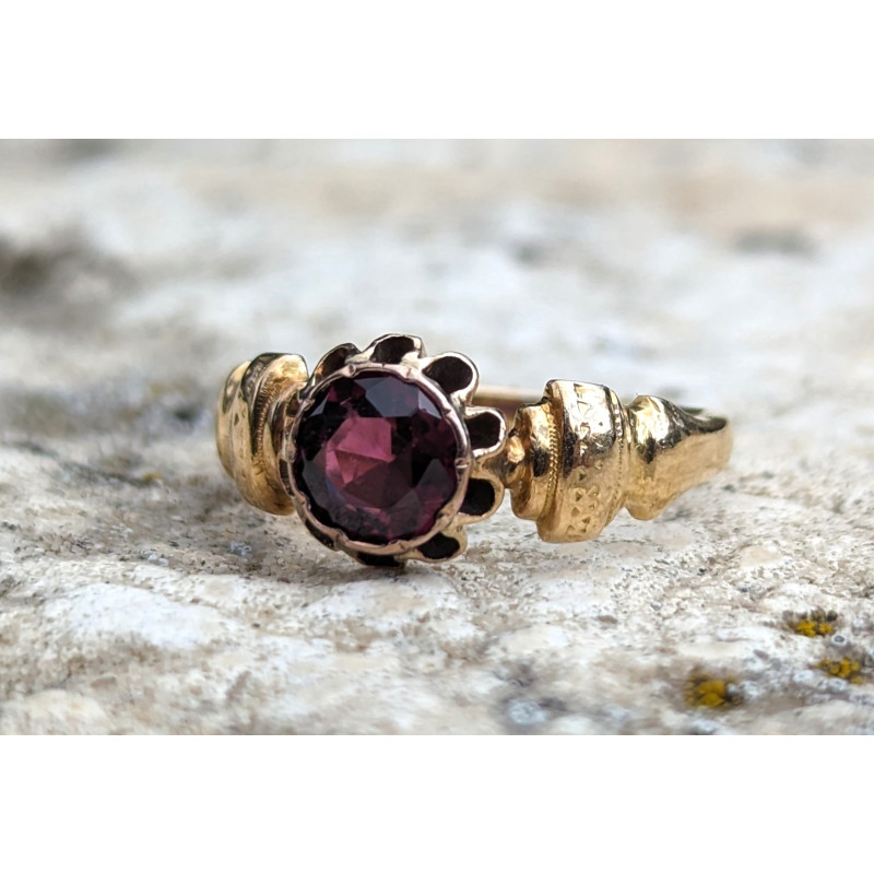 antique garnet ring