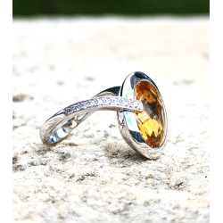 big stone cocktail ring