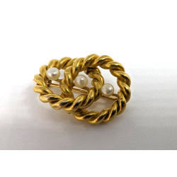 vintage yellow gold brooch