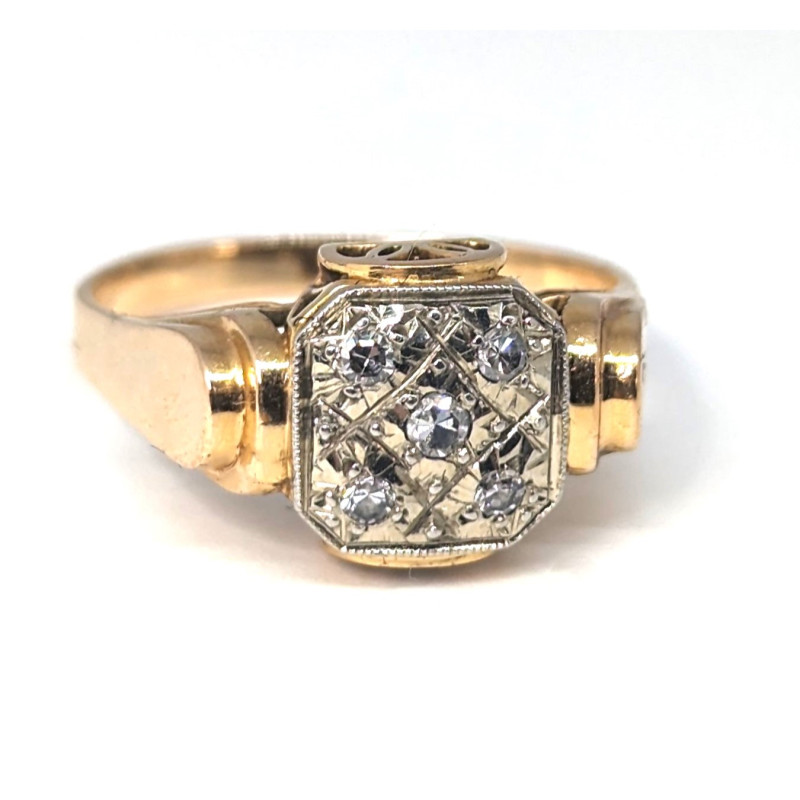 vintage diamonds ring